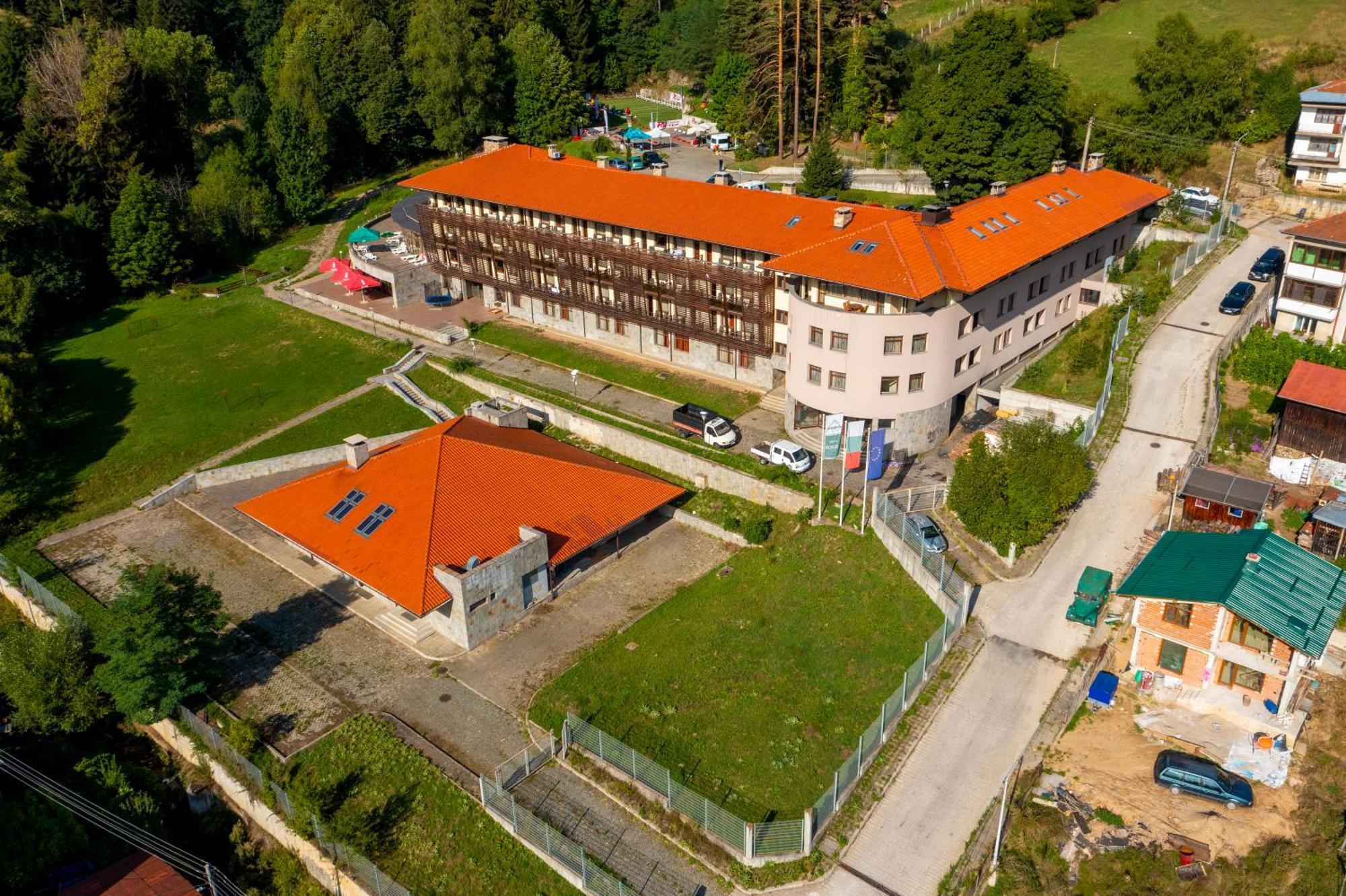 Borika Hotel TsTschepelare Exterior foto