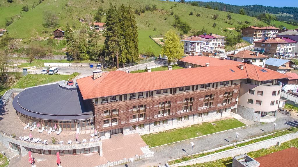 Borika Hotel TsTschepelare Exterior foto